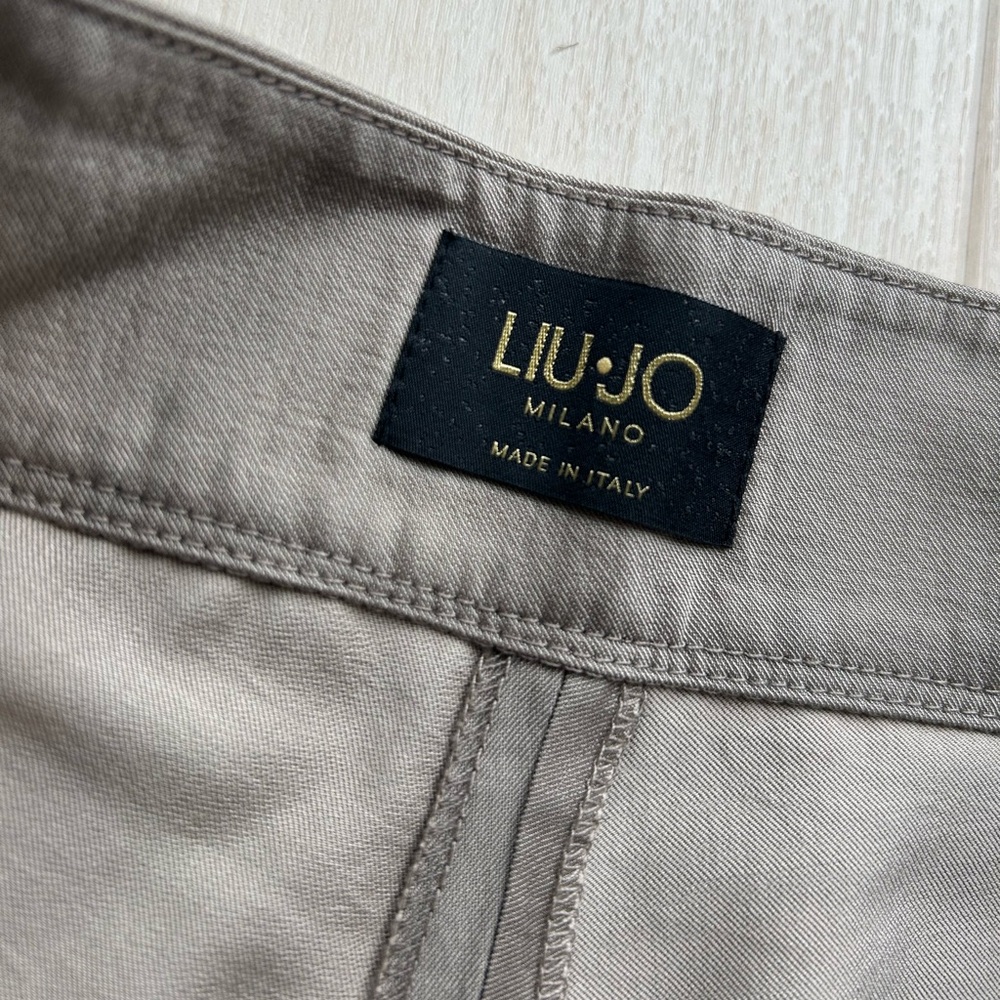 LIU JO Shorts - Picture 5 of 9